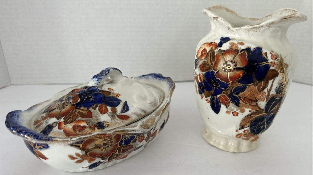Antique 3 Piece Ridgways Pottery Soap Dish & Toothbrush Holder in Imari Pattern